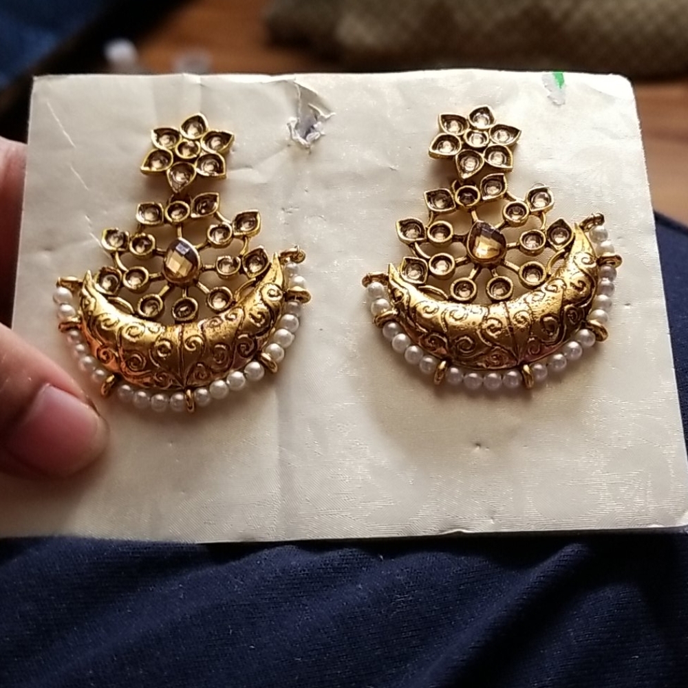 earings